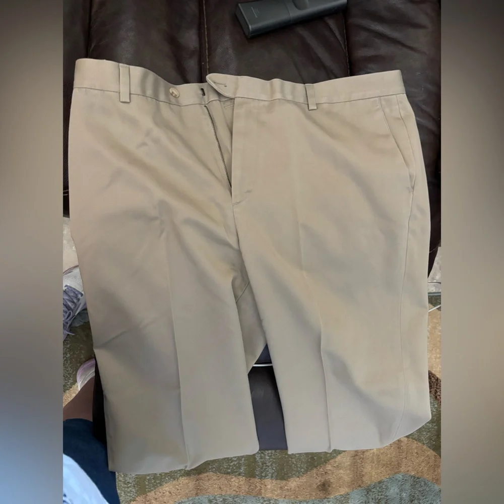 Kirkland Signature Men’s Khaki Dress Pants - Straight Leg